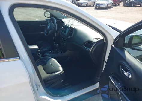 2020 Jeep Cherokee Latitude Plus Fwd z USA, uszkodzony, nr VIN 1C4PJLLB4LD601256